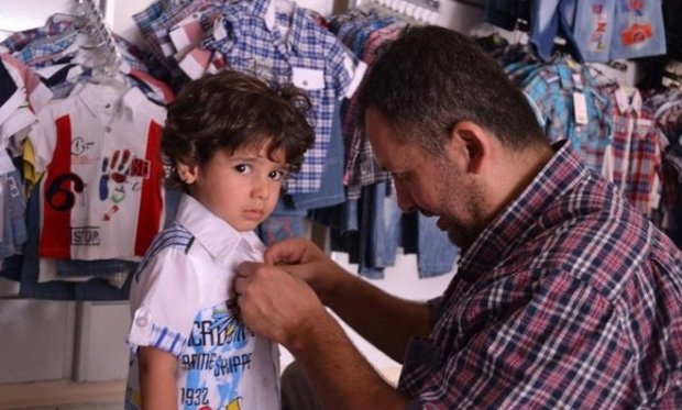 `Bir yetim de sen giydir`