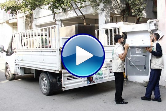 Umut Kervanı'ndan Bursa’da ihtiyaç sahibi aileye eşya yardımı