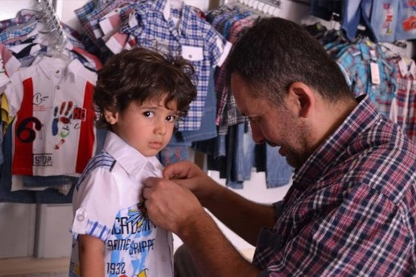 "Bir Yetim De Sen Giydir"